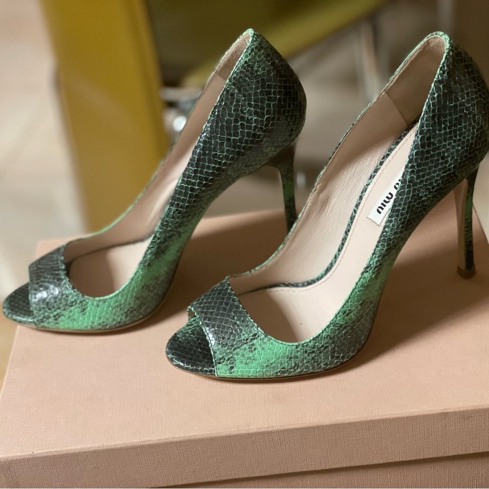 Very dressy - Picture 5 of 6